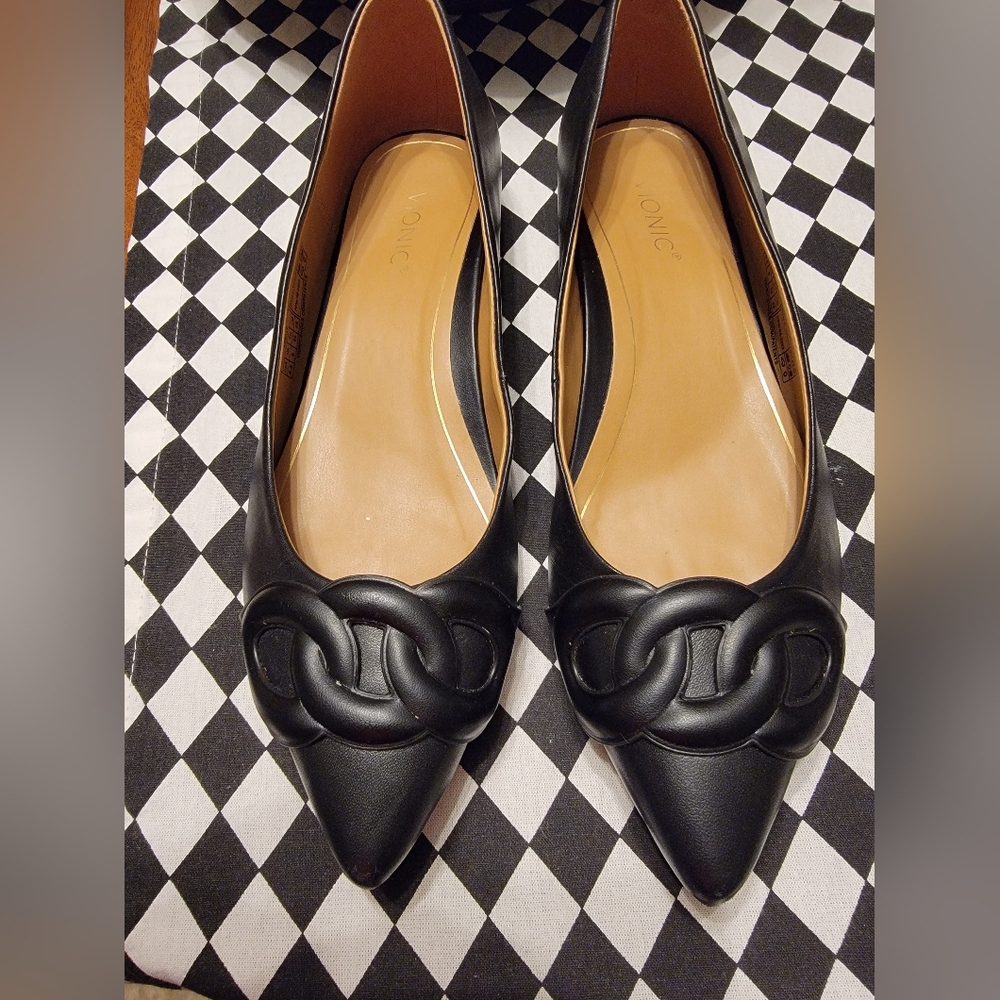 Black Vionic Leather Flats